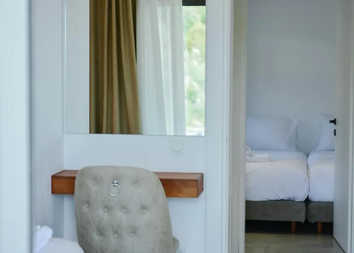 Elysium Luxury Living アパート